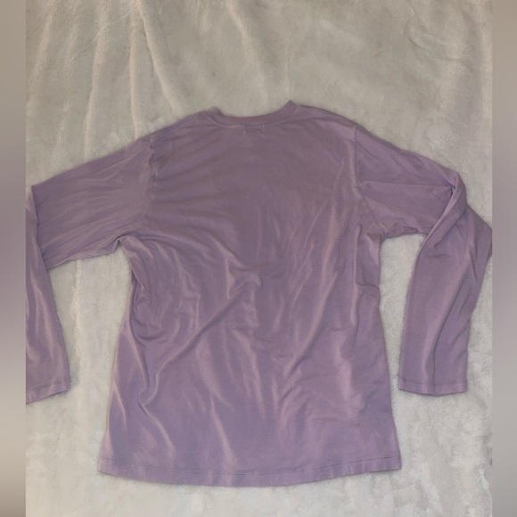 Skims Set - Boyfriend Long Sleeve Tshirt & Loose Pants in LILAC - Large - Picture 11 of 16